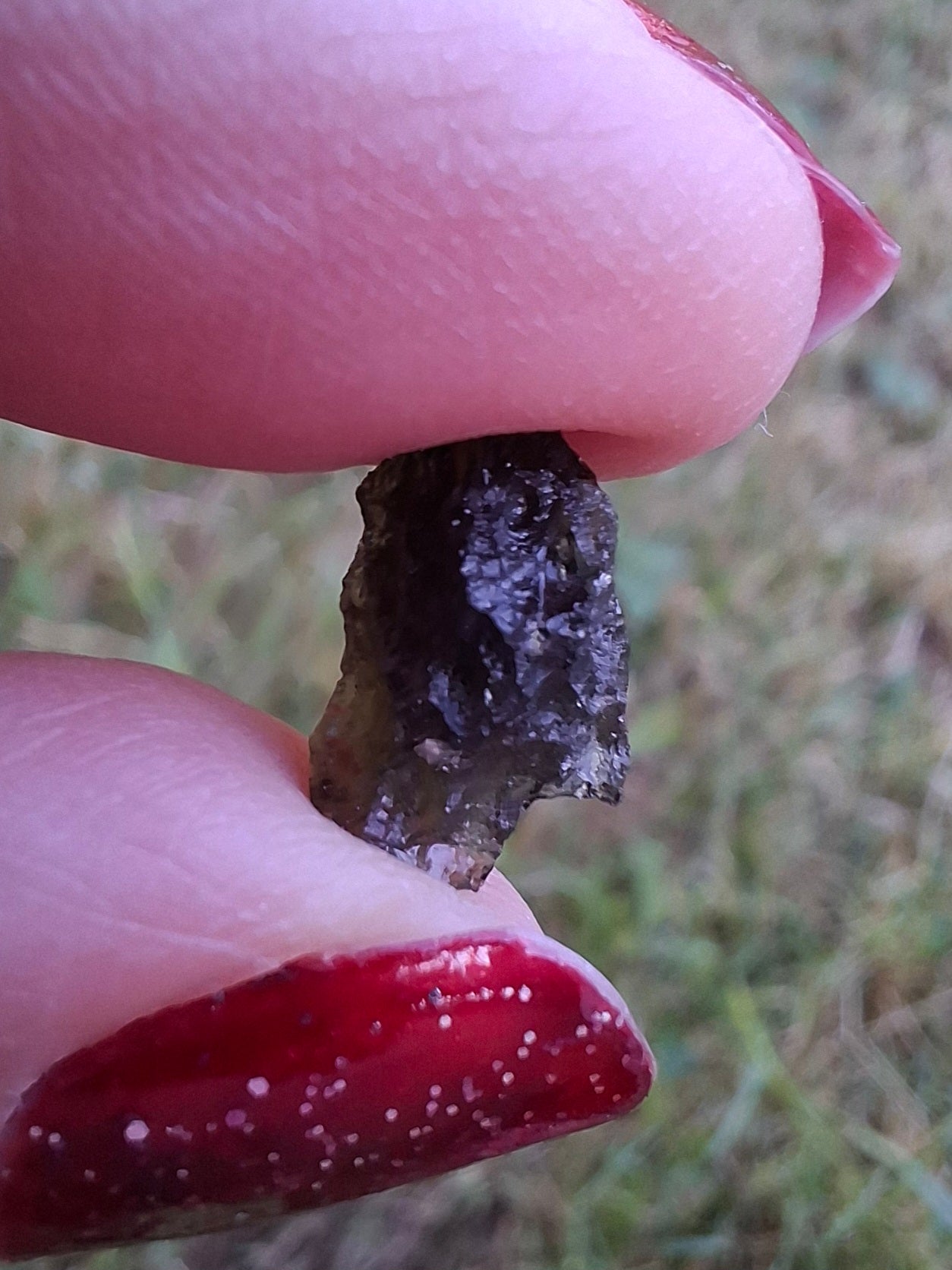 Moldavite Piece, 0.59g, Tektite (Ref: 1465)