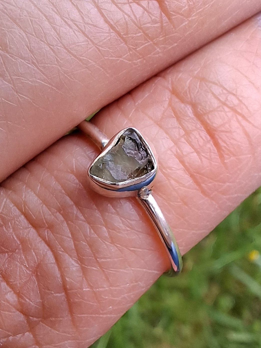 Moldavite Ring, size large L/small M, 925 Silver, Tektite (Ref: R50)