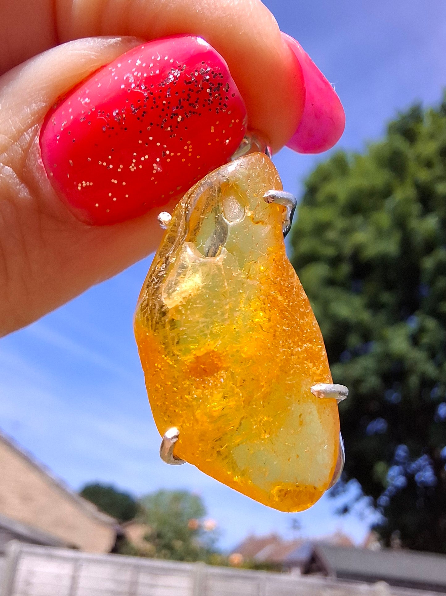 Baltic Amber Pendant, 925 Silver, Fossil (Ref: AP14)
