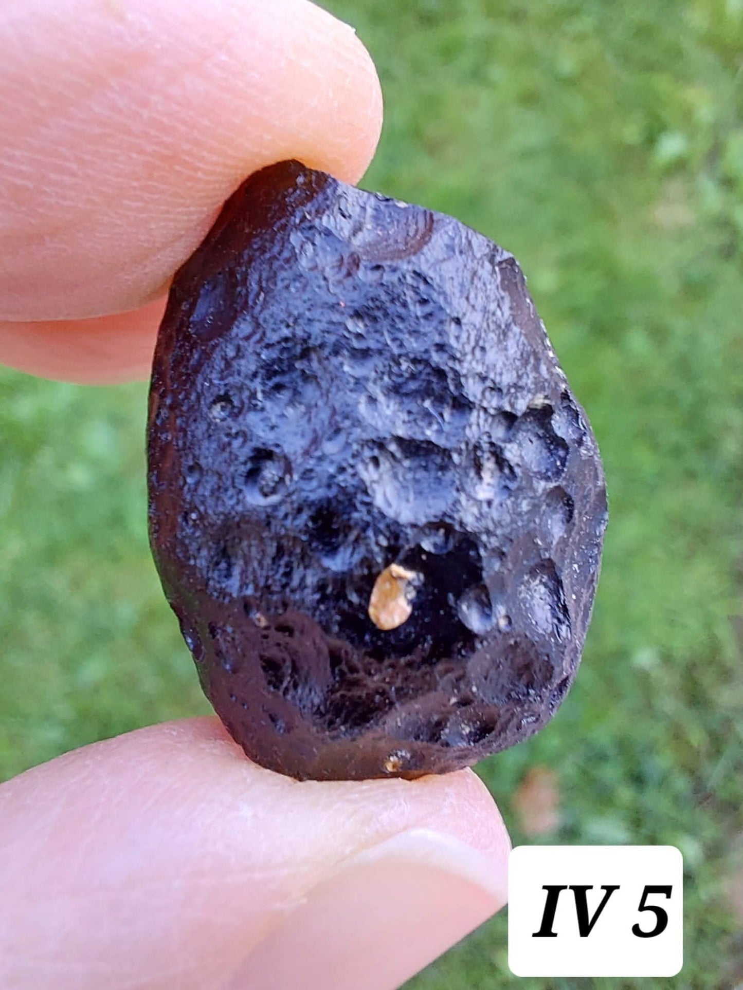 Ivory Coast (Ivorite), RAREST TEKTITE IN THE WORLD, 8.88g, Tektite (Ref: IV5)