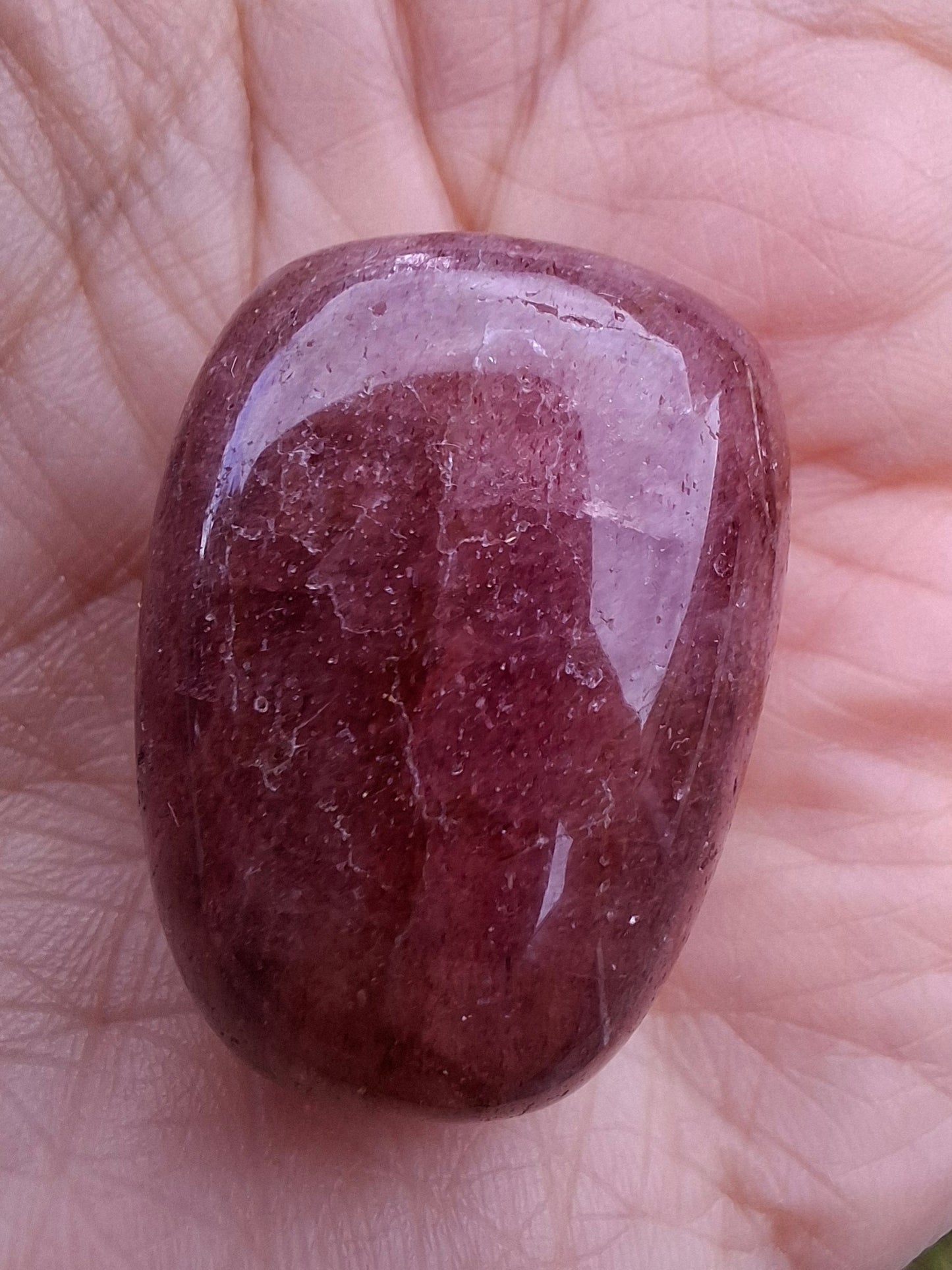 Strawberry Quartz, Tumble Stone, Crystal (Ref: T14)