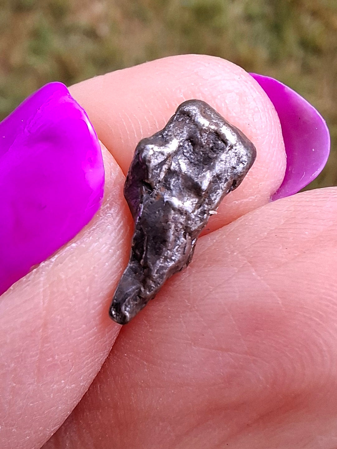 Campo del Cielo, 0.99g, Nickel Iron Meteorite (Ref: C5)