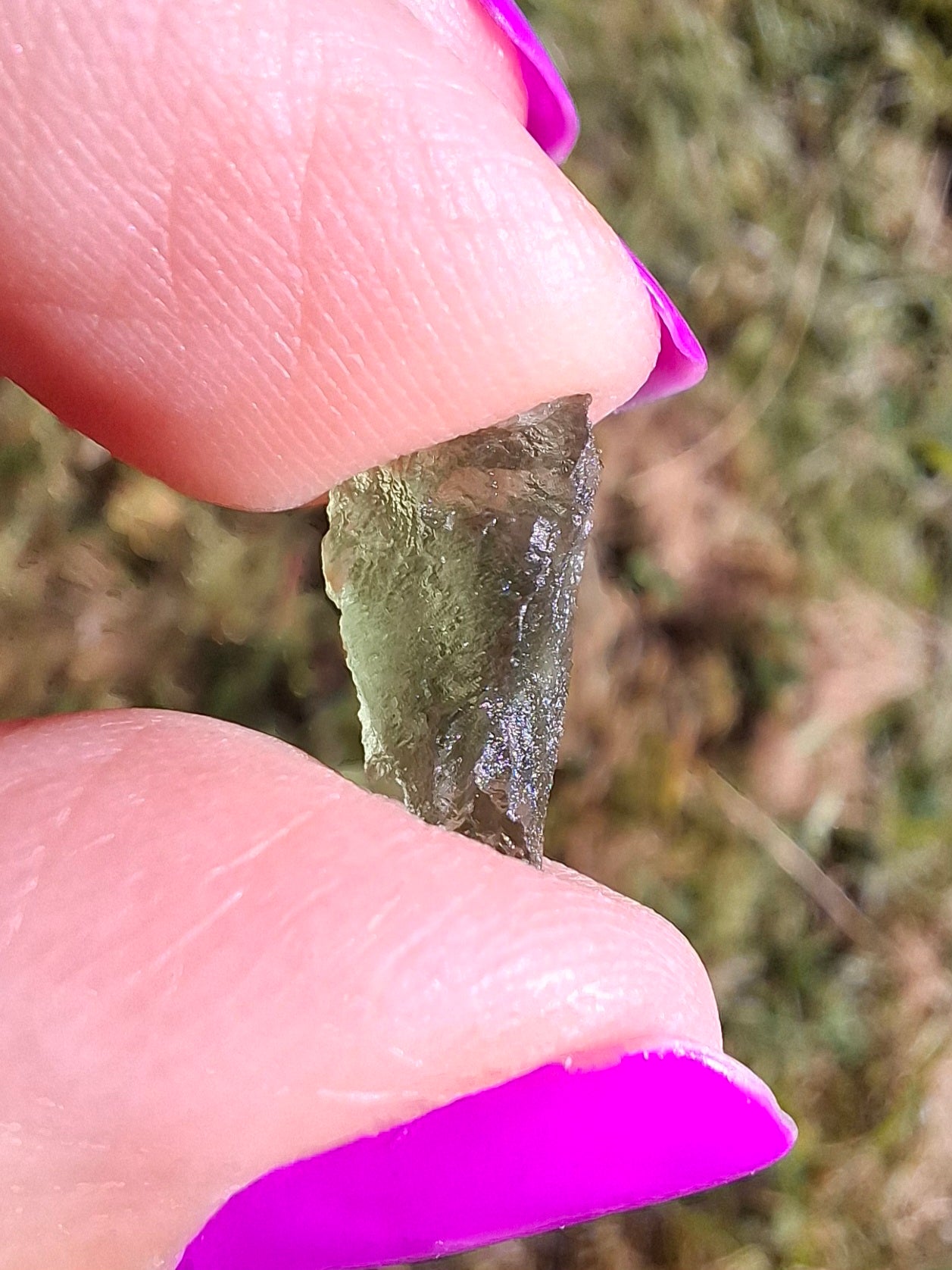Moldavite Piece, 0.51g, Tektite (Ref: 1450)