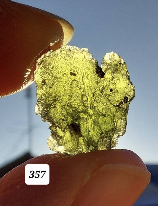 Moldavite Piece, 1.56g, Tektite (Ref: 357)