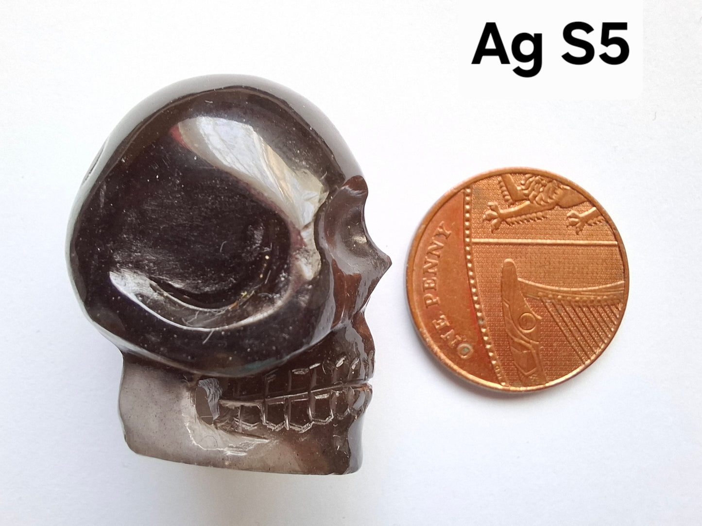 Agni Manitite SKULL Carving, 14.54g, Crystal (Ref: Ag S5)
