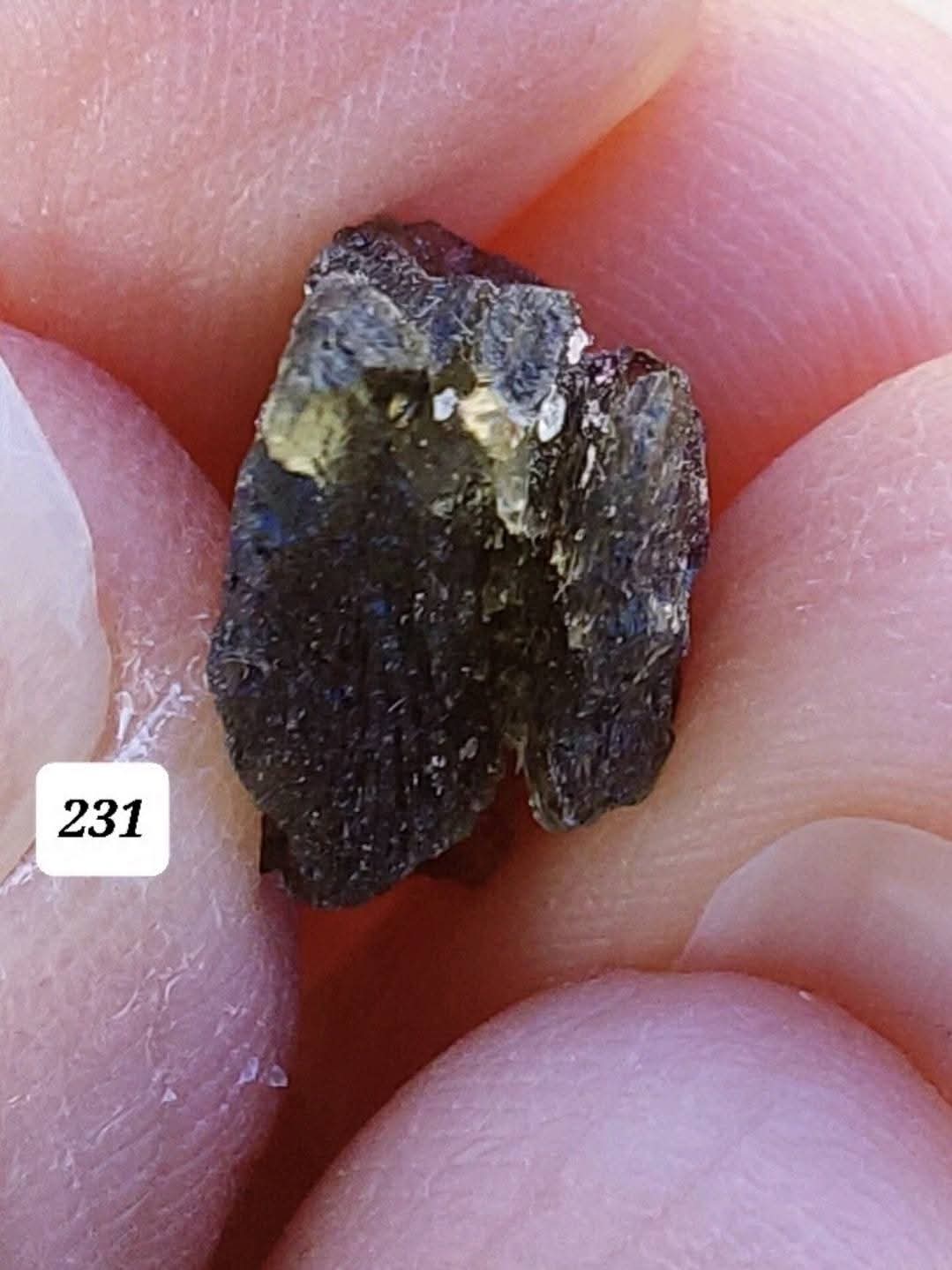 Moldavite Piece, 0.87g, Tektite (Ref: 231)