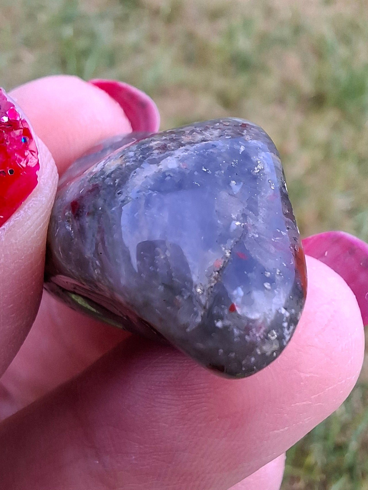 African Blood Stone, Tumble Stone, Crystal (Ref: T173)