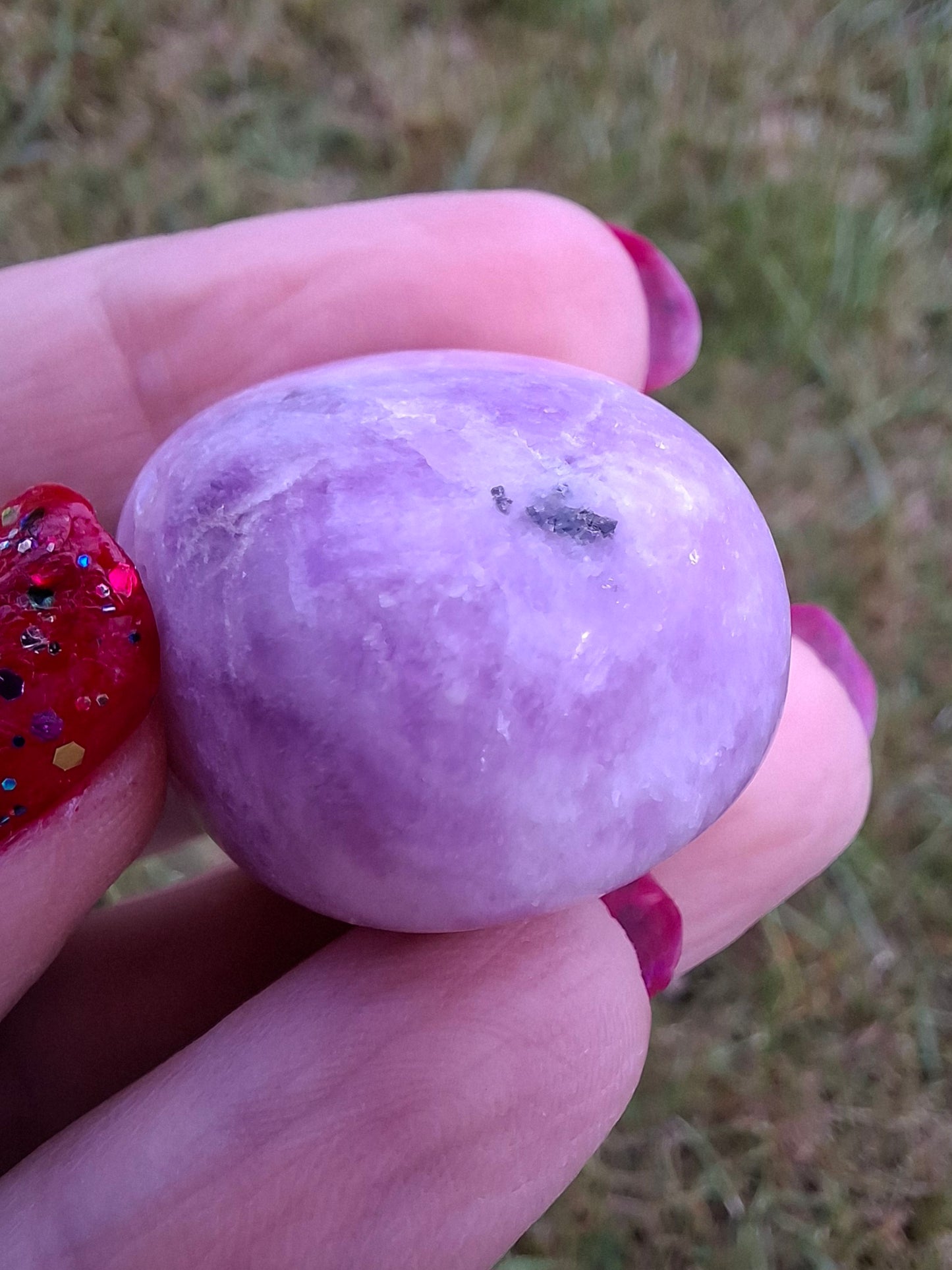 Lepidolite, Tumble Stone, Crystal (Ref: T116)