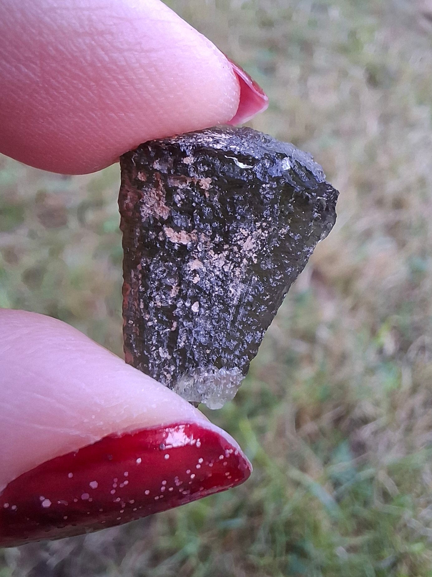 Moldavite Piece, 2.38g, Tektite (Ref: 1466)