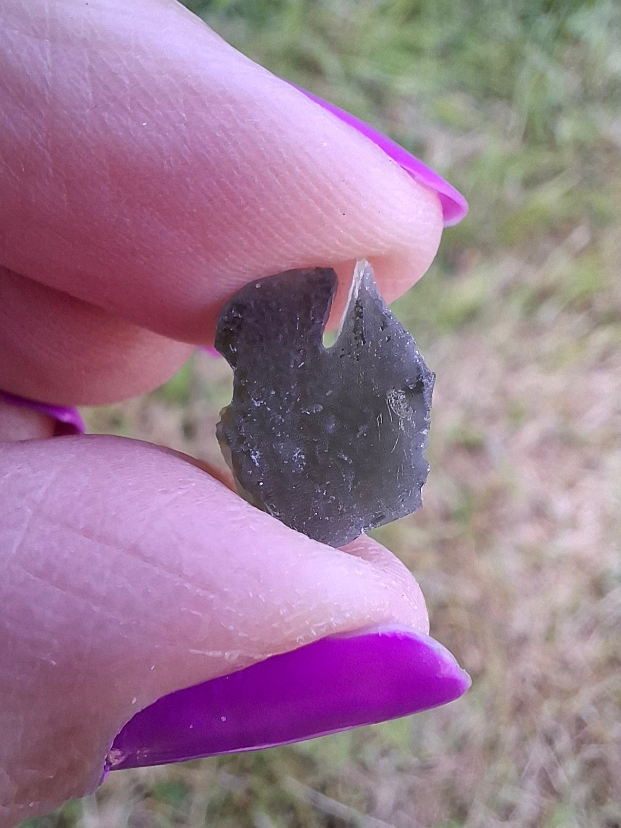 Moldavite Piece, 0.87g, Tektite (Ref: 1453)