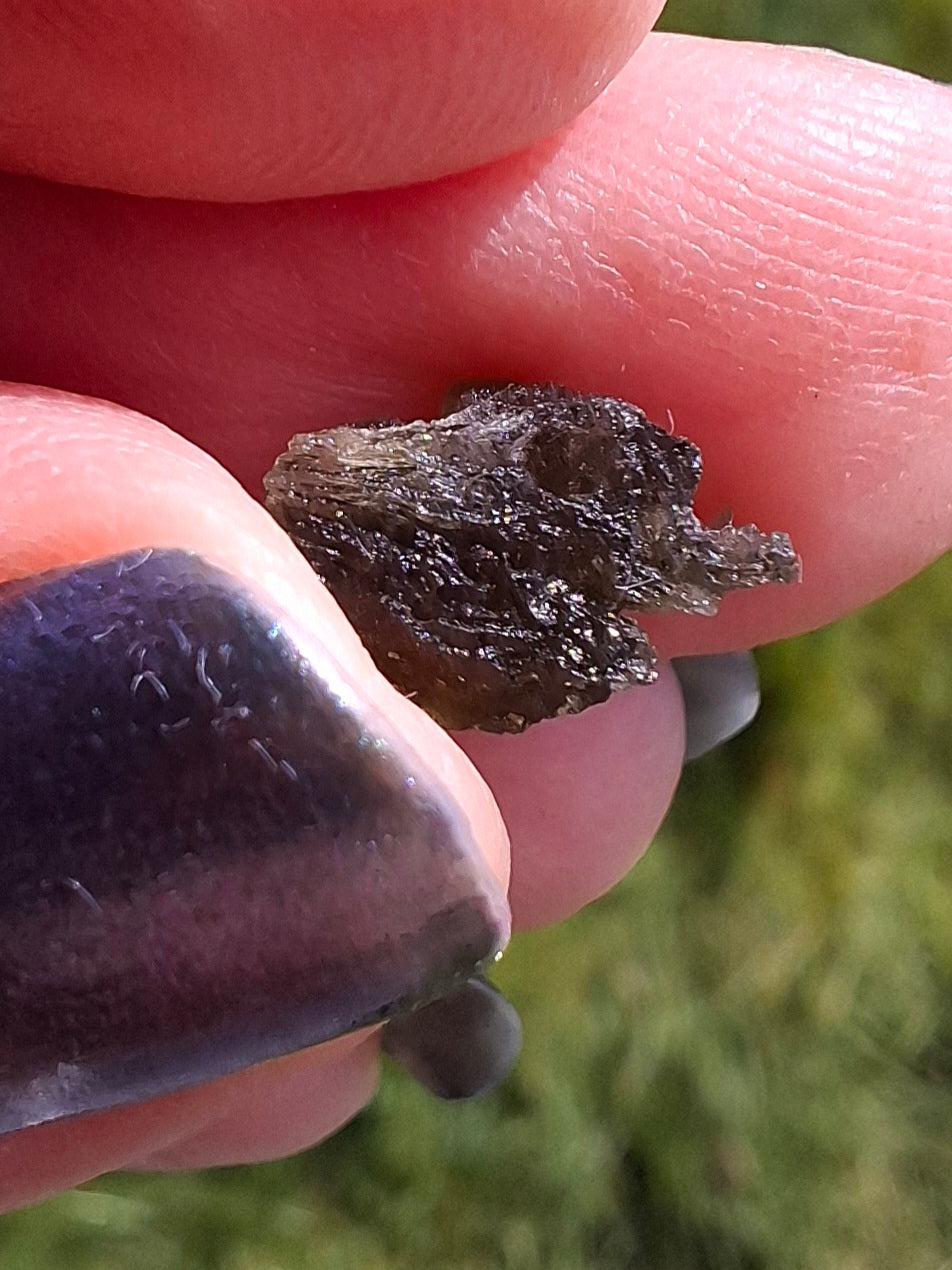 Moldavite Piece, 0.50g, Tektite (Ref: 1395)