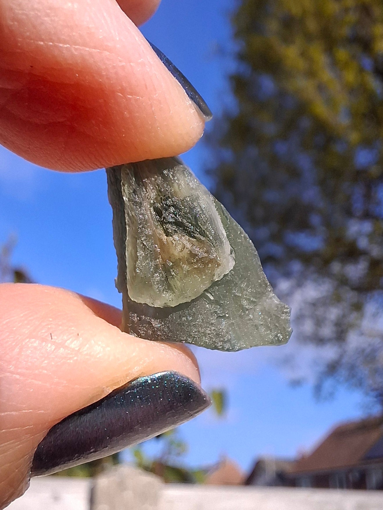 Moldavite Piece, 1.65g, Tektite (Ref: 1387)