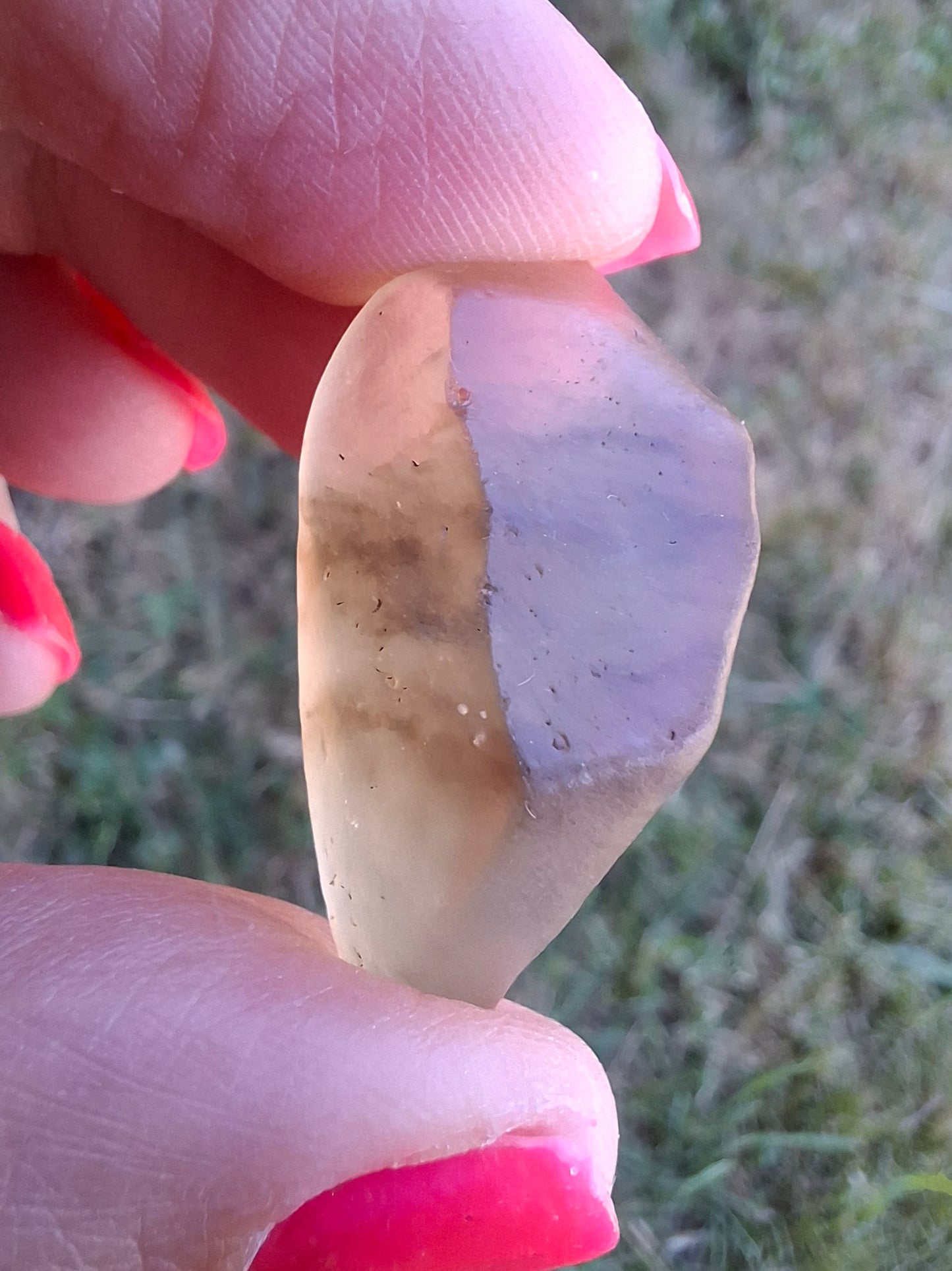 Libyan Desert Glass (darker) Piece, 7.38g, Tektite (Ref: L1375)