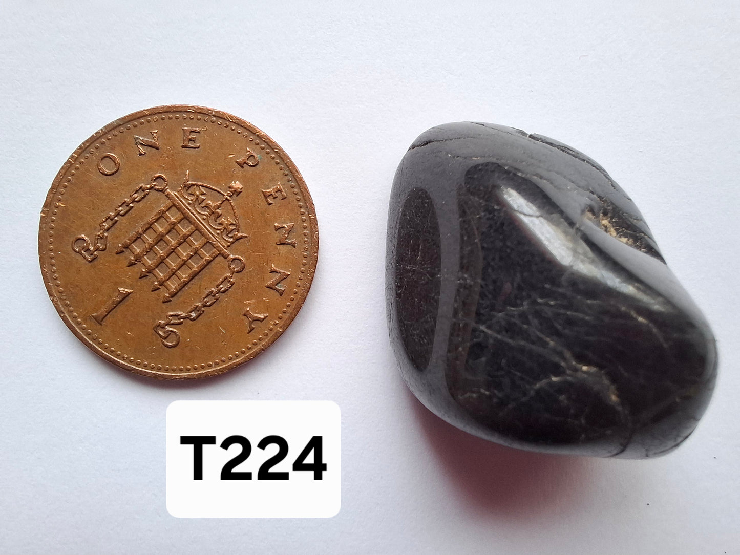 Black Tourmaline, Tumble Stone, Crystal (Ref: T224)