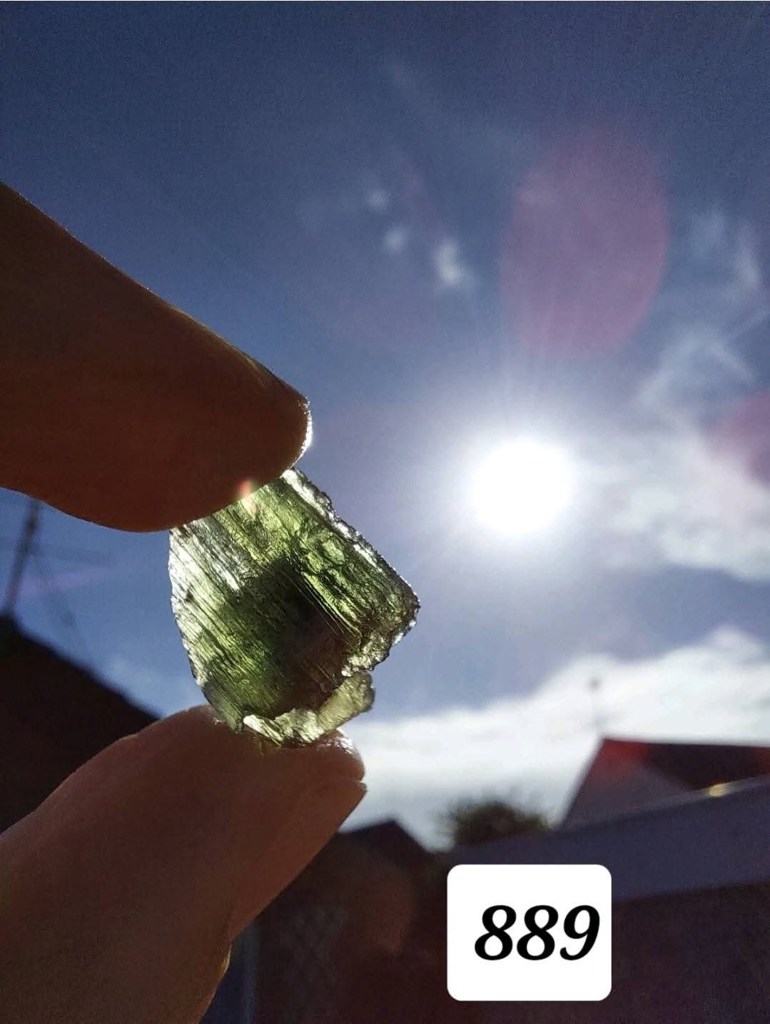 Moldavite Piece, 1.64g, Tektite (Ref 889)