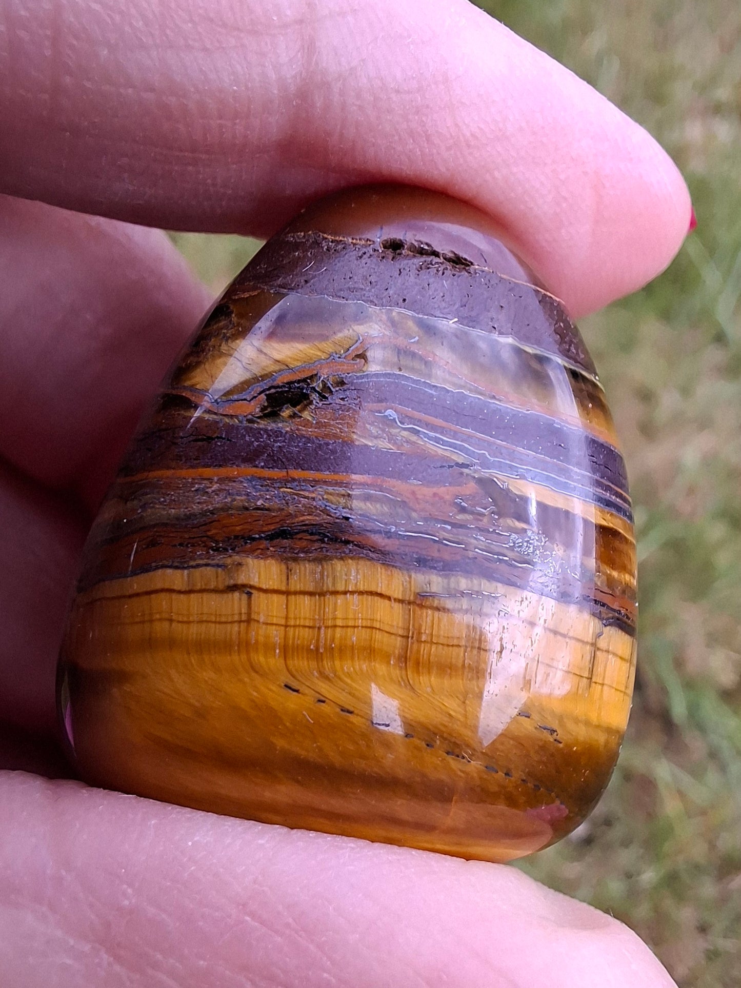 Tigers Eye, Tumble Stone, Crystal (Ref: T133)