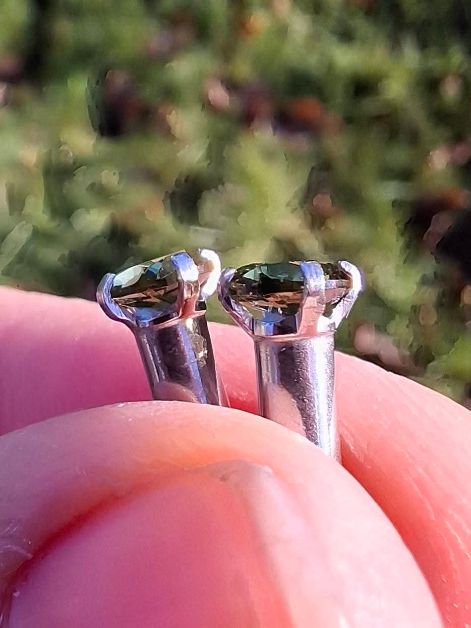 Moldavite (faceted) PLUGS, 5mm, 4G, Surgical Steel, Tektite (Ref: Plug1)