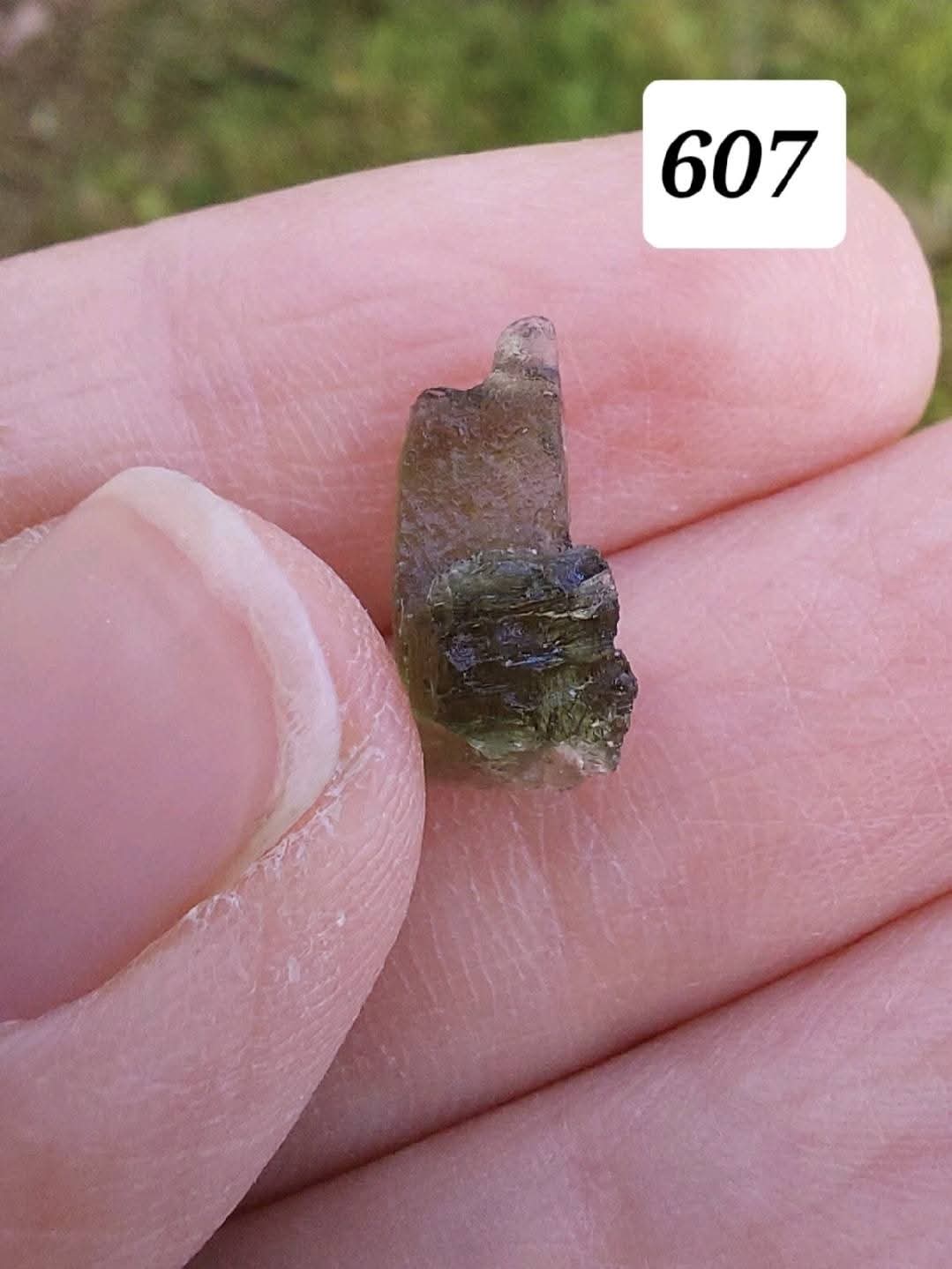 Moldavite piece, 0.51g, Tektite (Ref: 607)