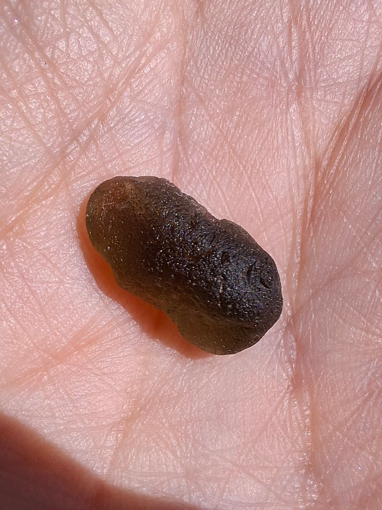 Moldavite Piece, 0.93g, Tektite (Ref: 1415)