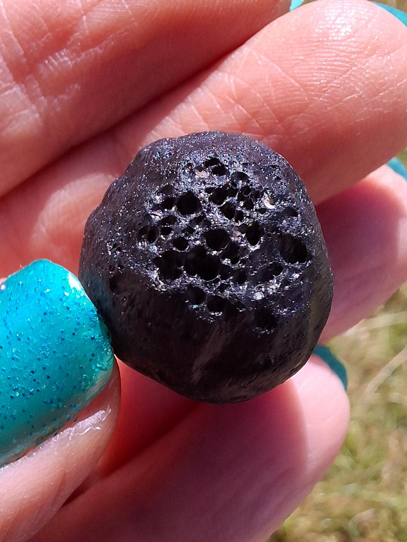 Philippinite (Rizalite), 11.31g, Tektite