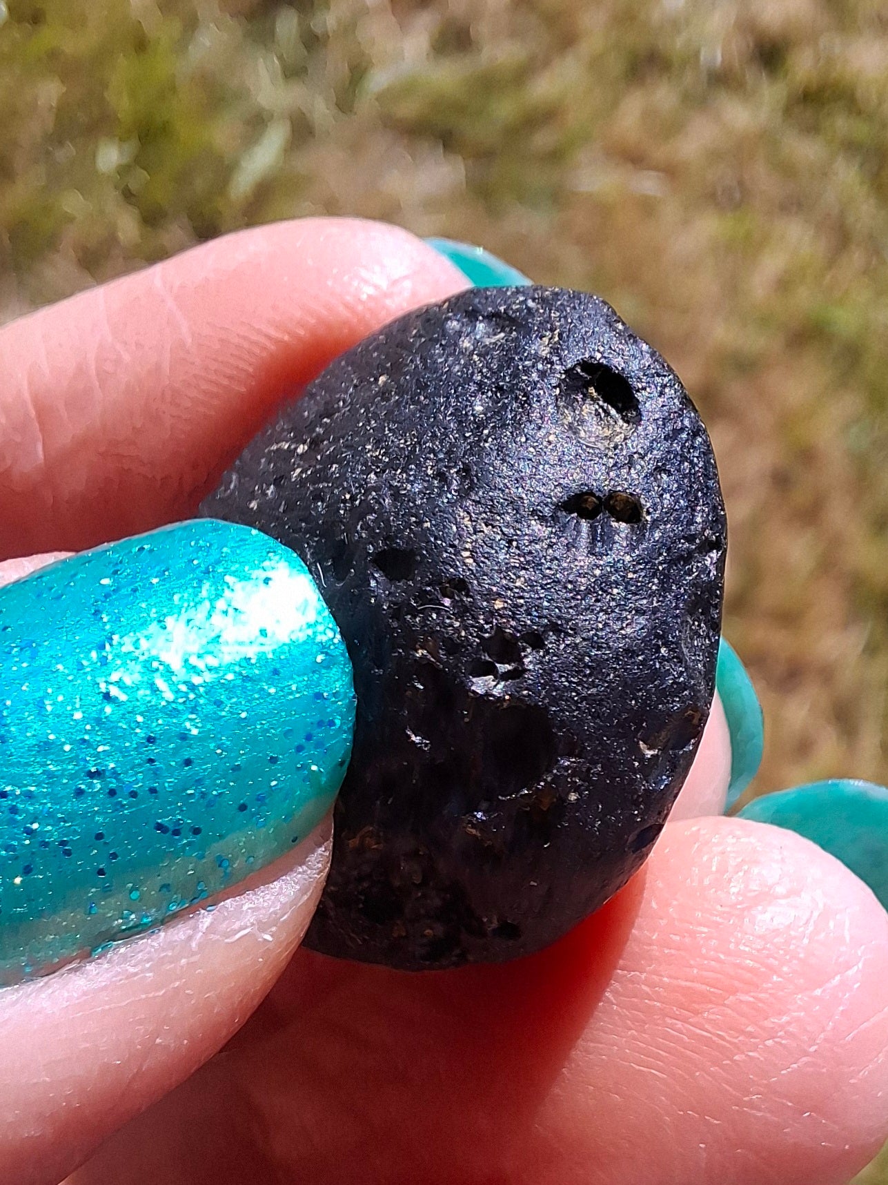 Philippinite (Rizalite), 7.48g, Tektite