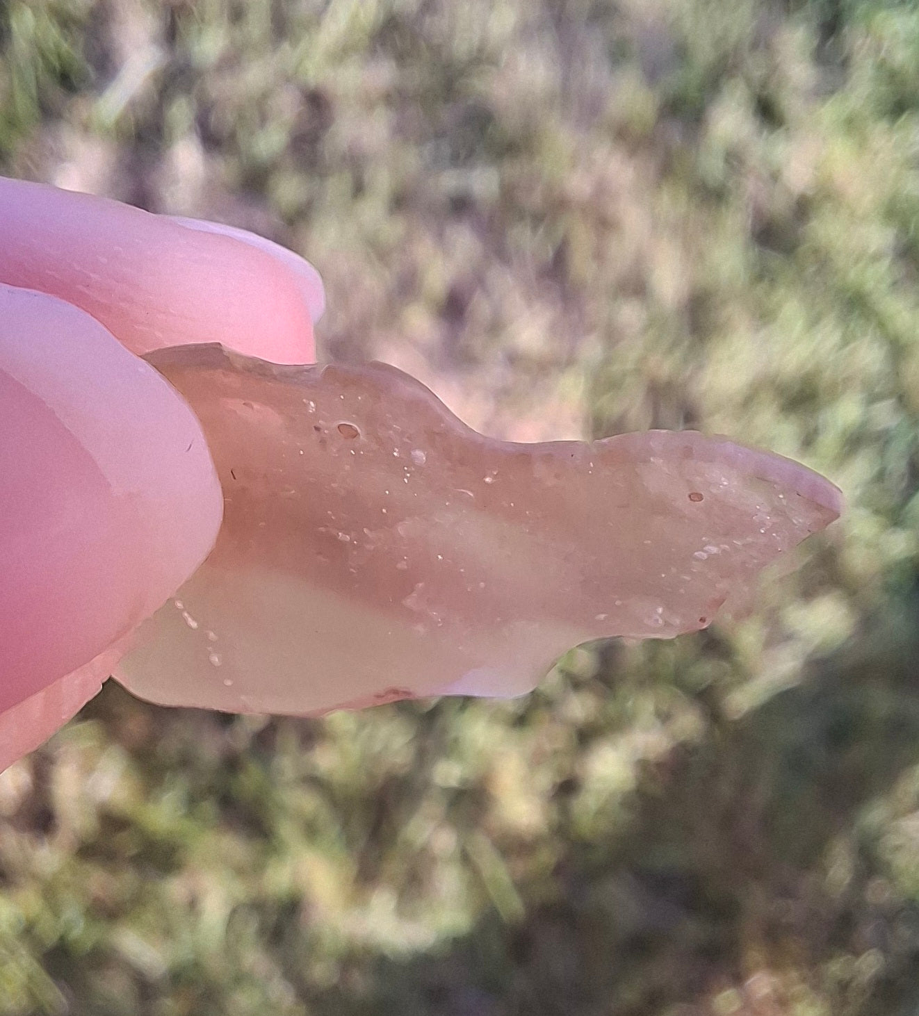 Libyan Desert Glass small Piece, 1.85g, Tektite (Ref: LE256)