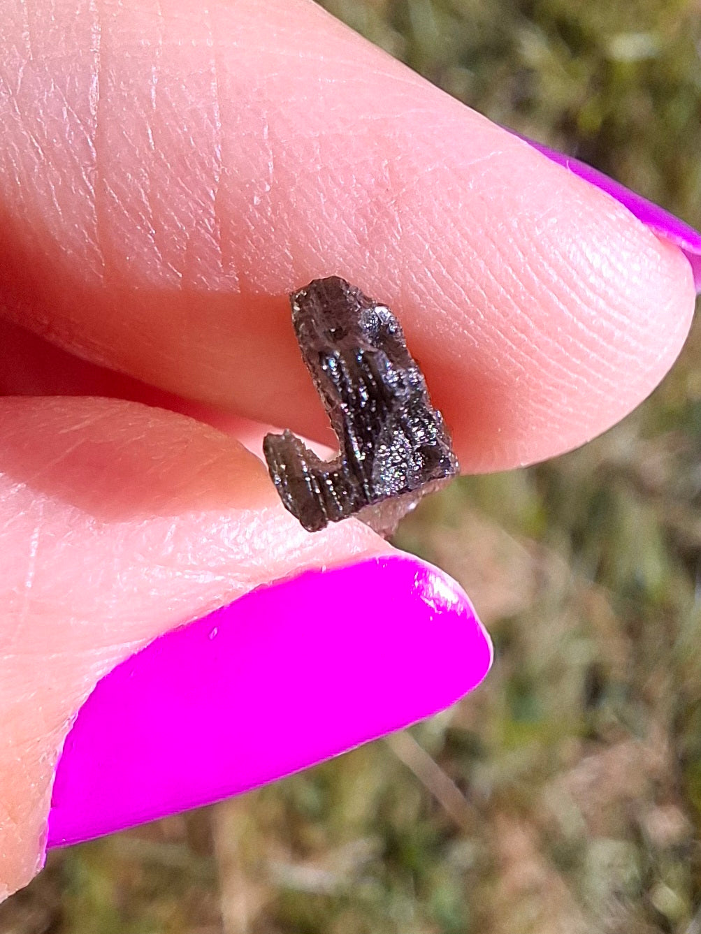 Moldavite Piece, 0.49g, Tektite (Ref: 1452)