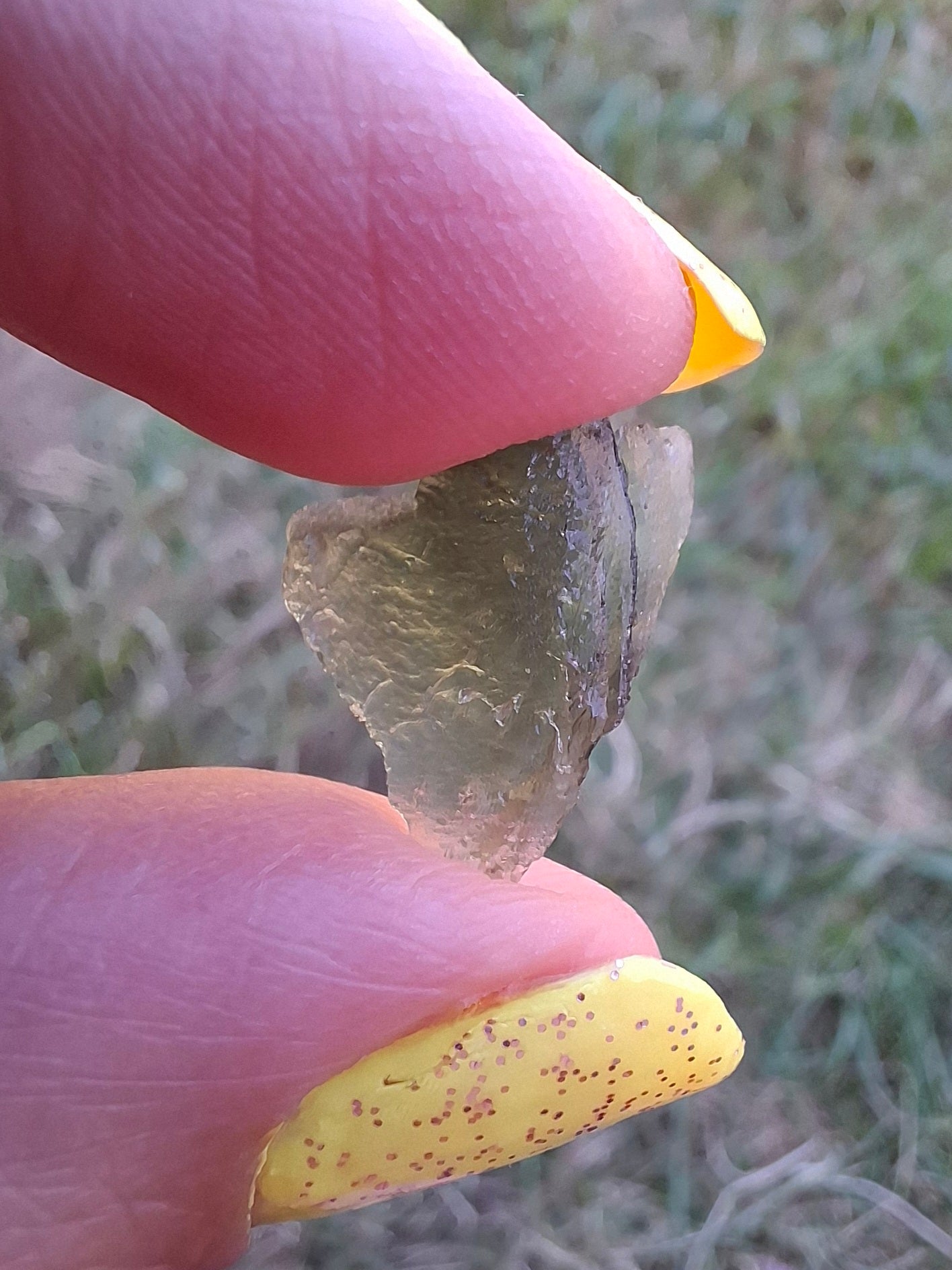 Moldavite Piece, 0.87g, Tektite (Ref: 1477)