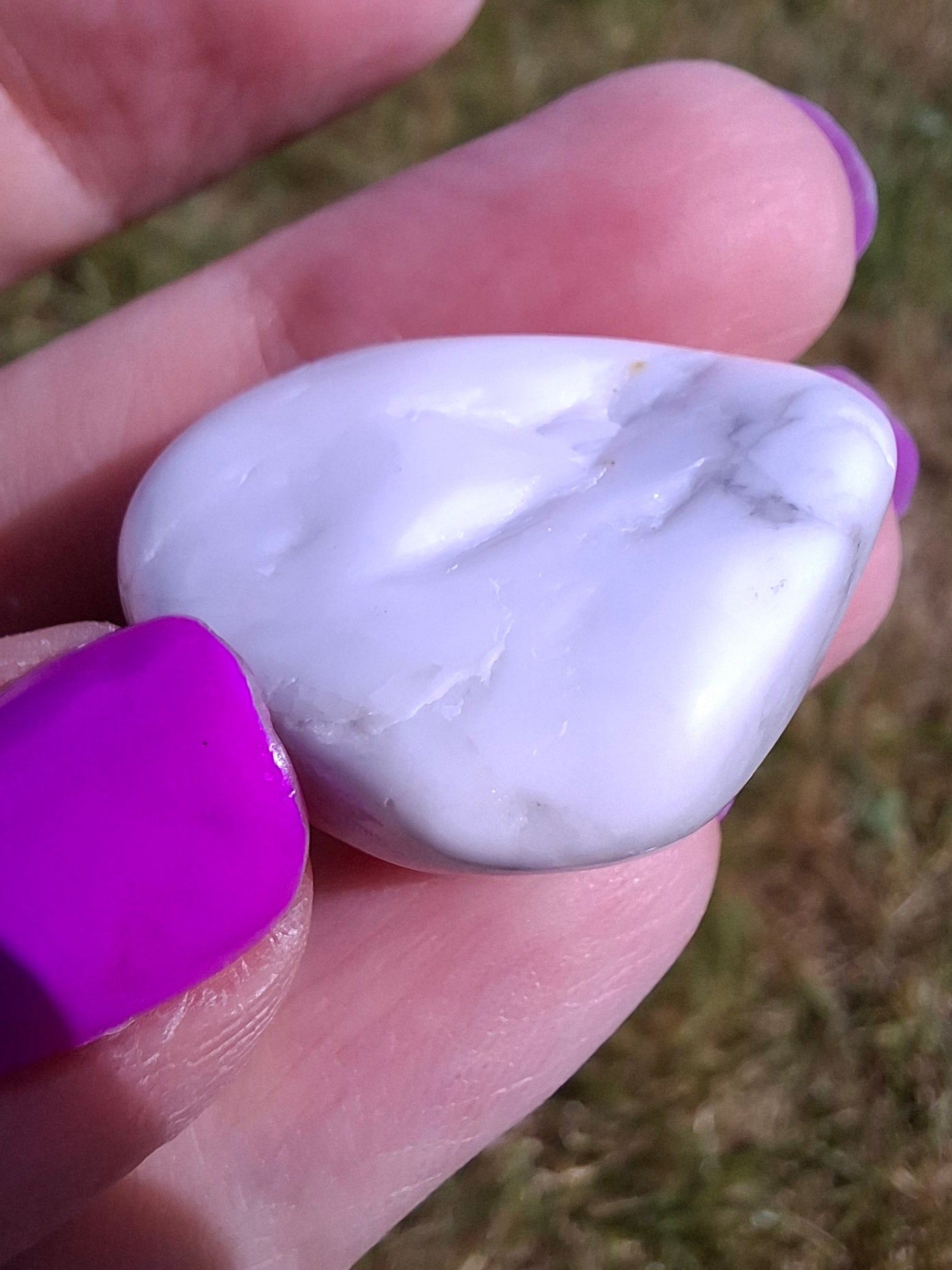 Howlite, Tumble Stone, Crystal (Ref: T34)