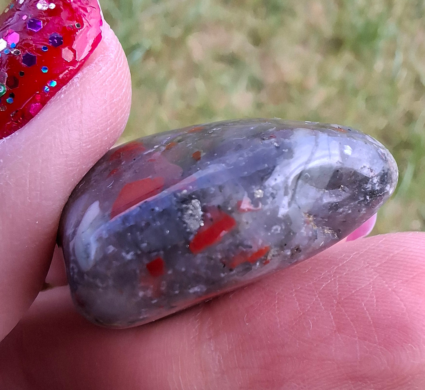 African Blood Stone, Tumble Stone, Crystal (Ref: T177)