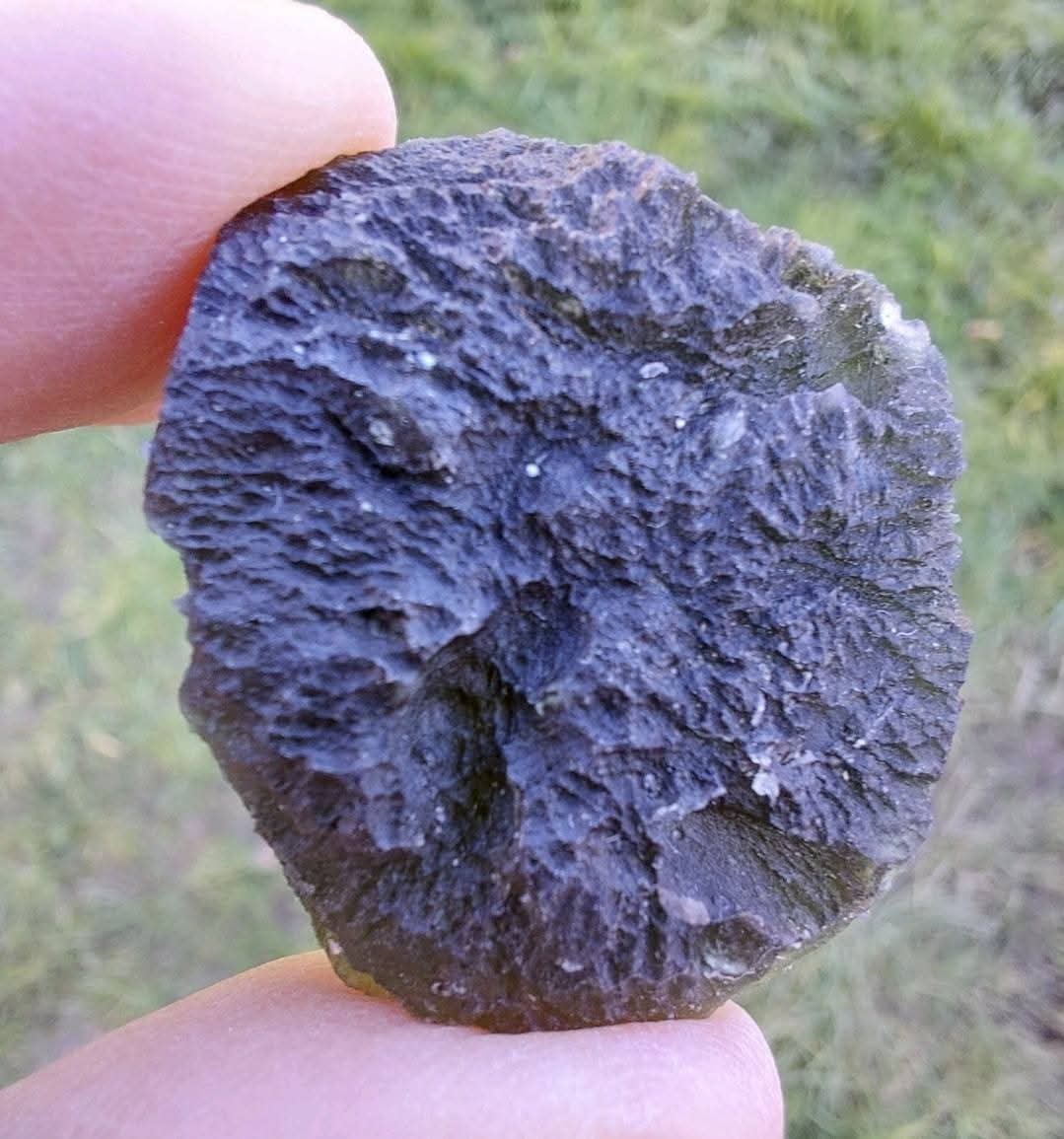 Moldavite Piece, CHLUM, 12.82g, Tektite (Ref: 1046)