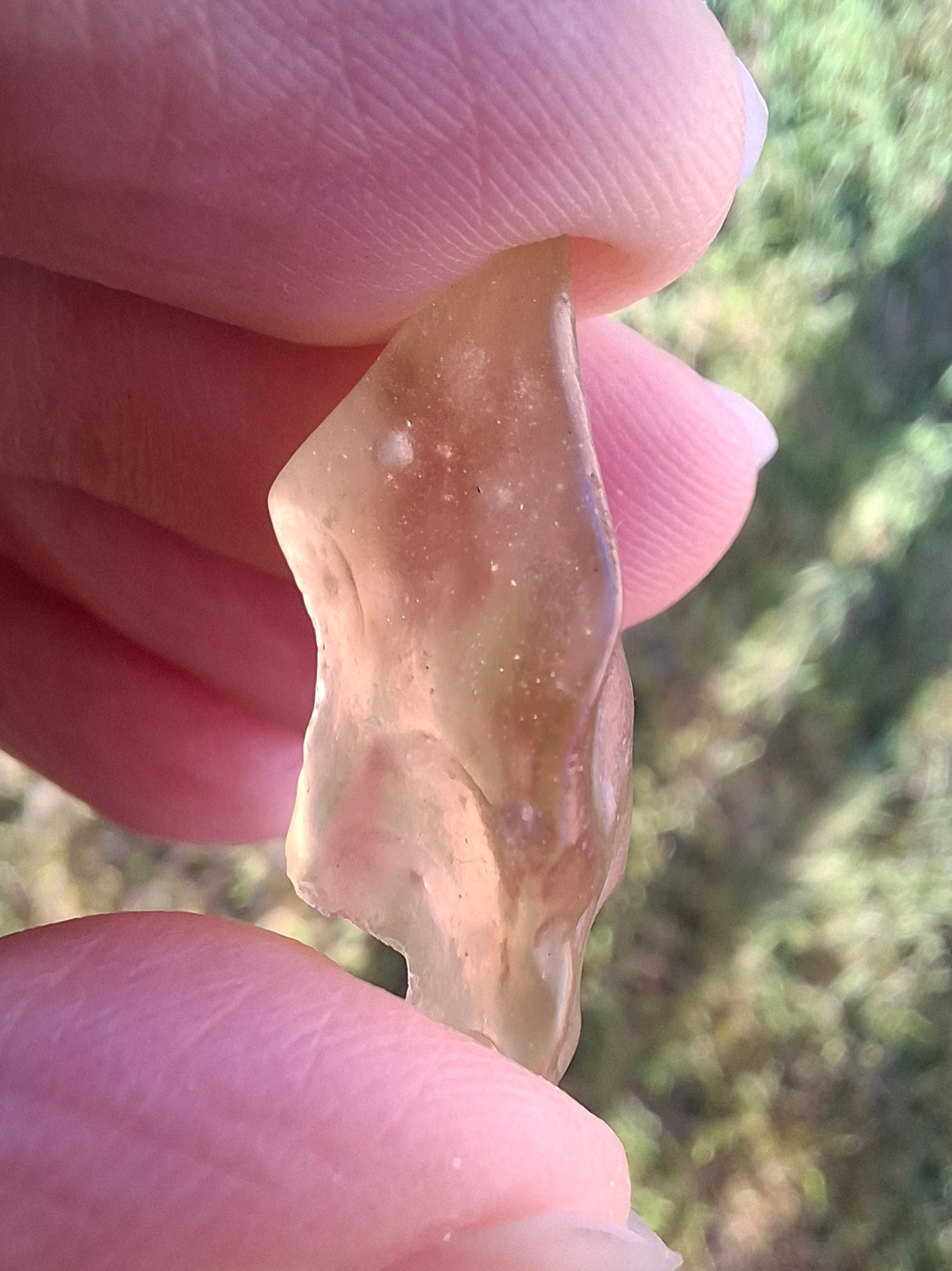 Libyan Desert Glass Piece, 3.04g, Tektite (Ref: LE4)