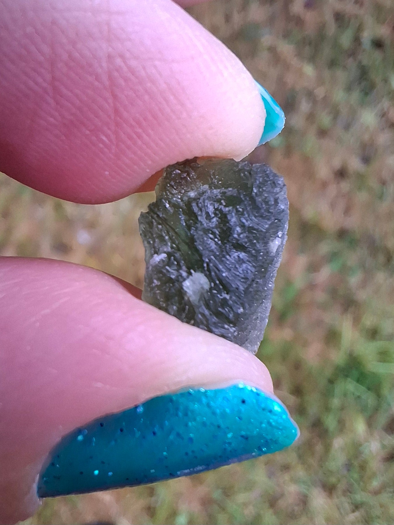 Moldavite Piece, 0.92g, Tektite (Ref: 1418)