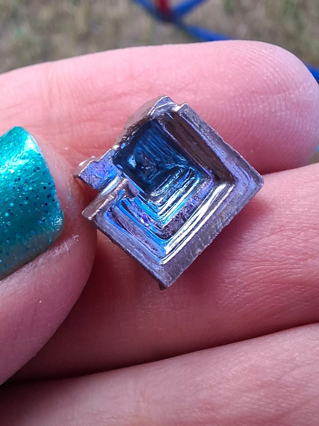 Small Bismuth, Crystal (Ref: BTH4)