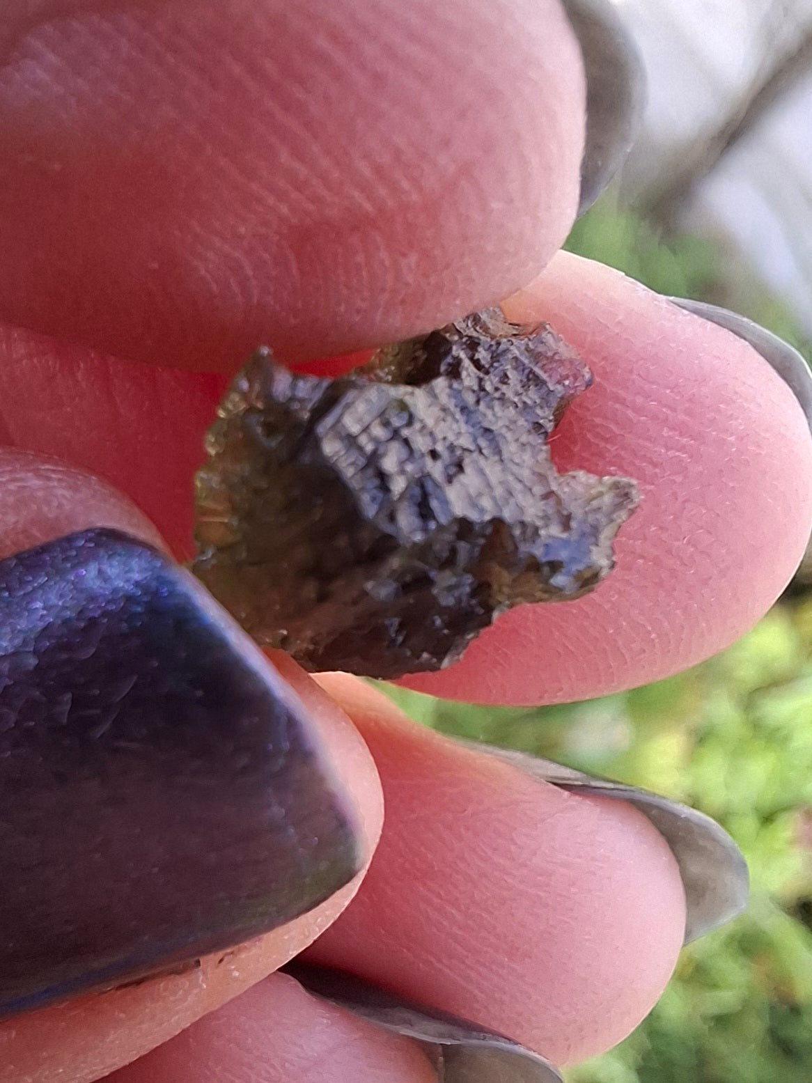 Moldavite Piece, 0.72g, Tektite (Ref: 1379)