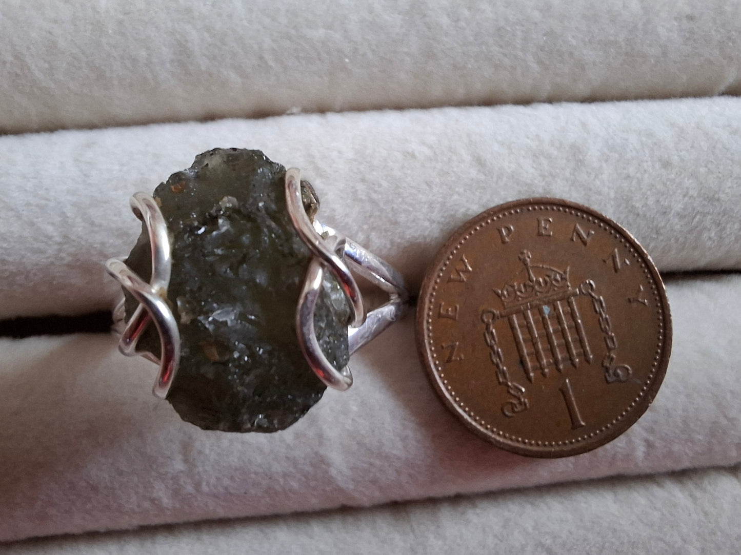 Moldavite Ring, size Y, 925 Silver, Tektite (Ref: R17)