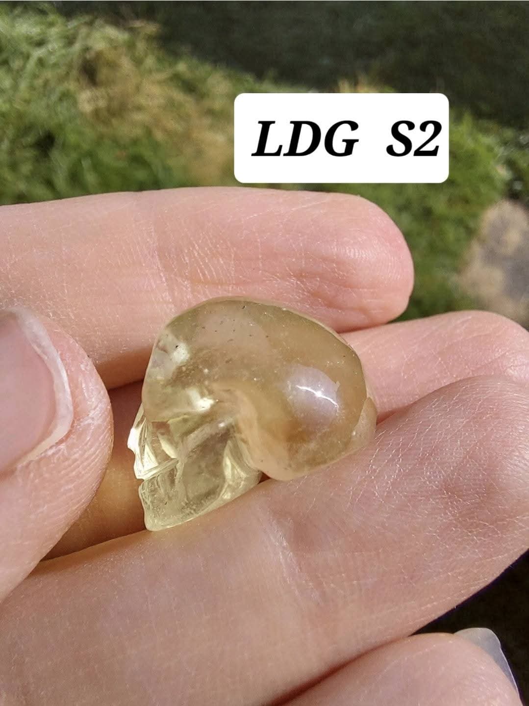 Libyan Desert Glass SKULL carving, 4.59g, Tektite (Ref: Skull2)