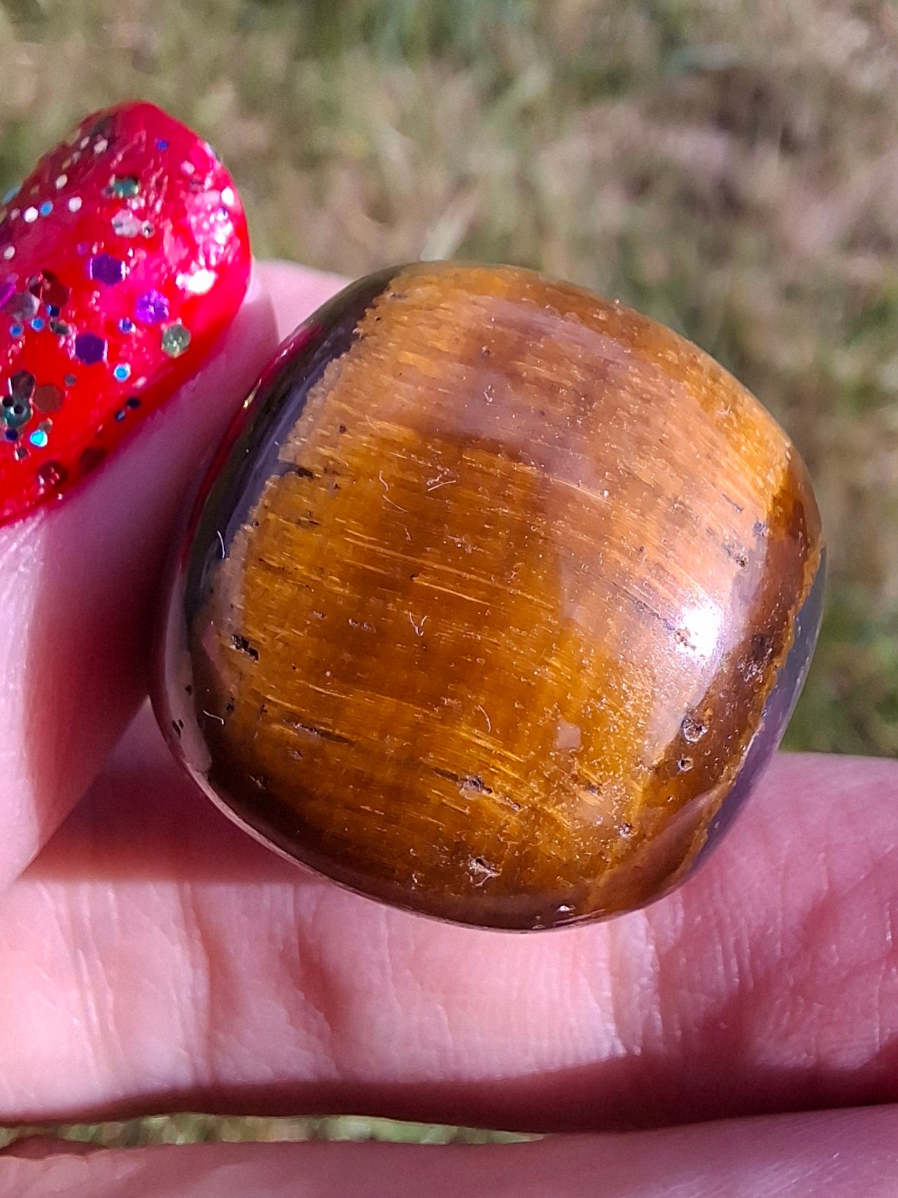 Tigers Eye, Tumble Stone, Crystal (Ref: T128)