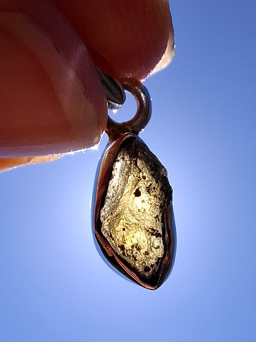 Moldavite Pendant, 925 Silver, Tektite (Ref:P41)
