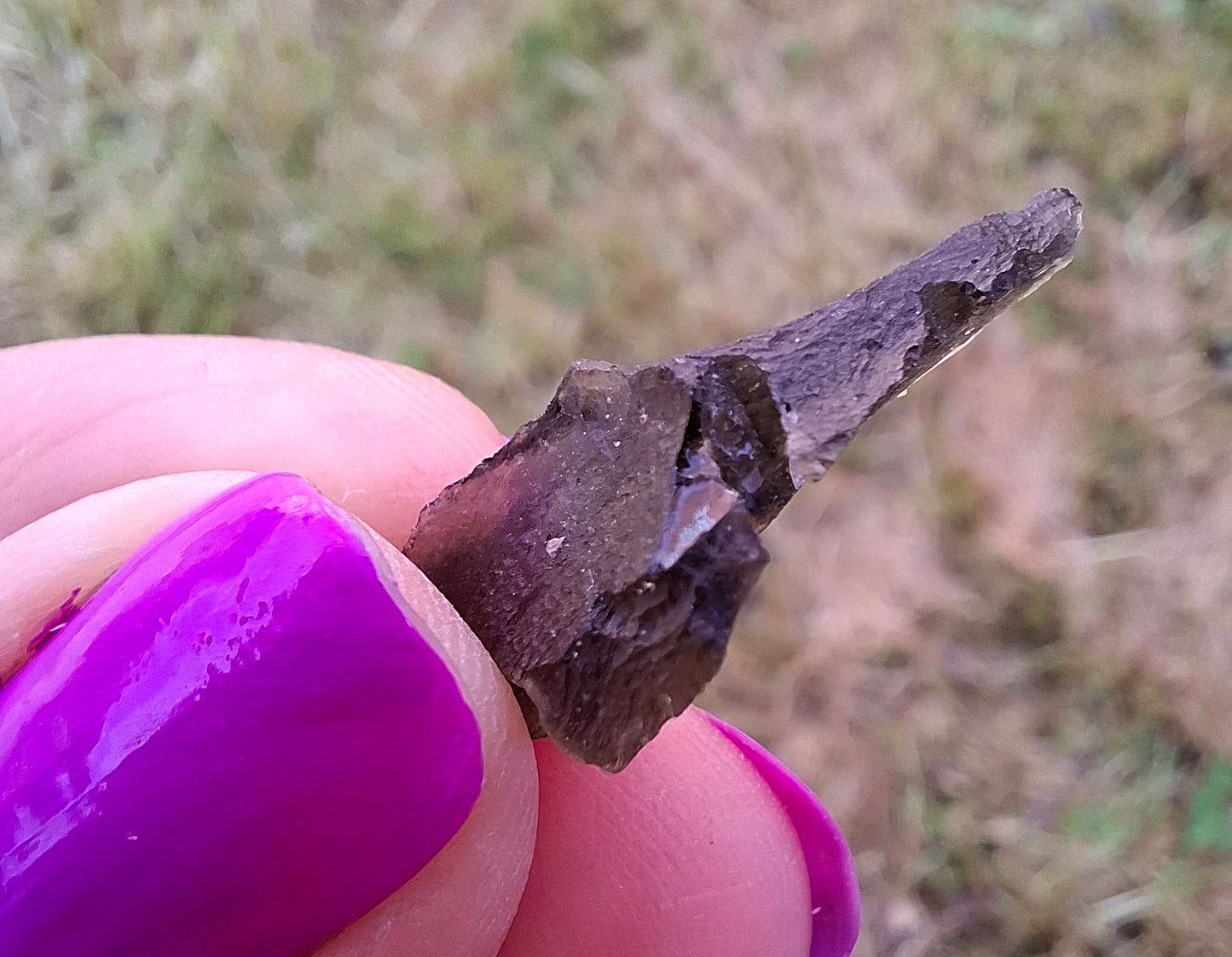 Moldavite Piece, 1.08g, Tektite (Ref: 1429)