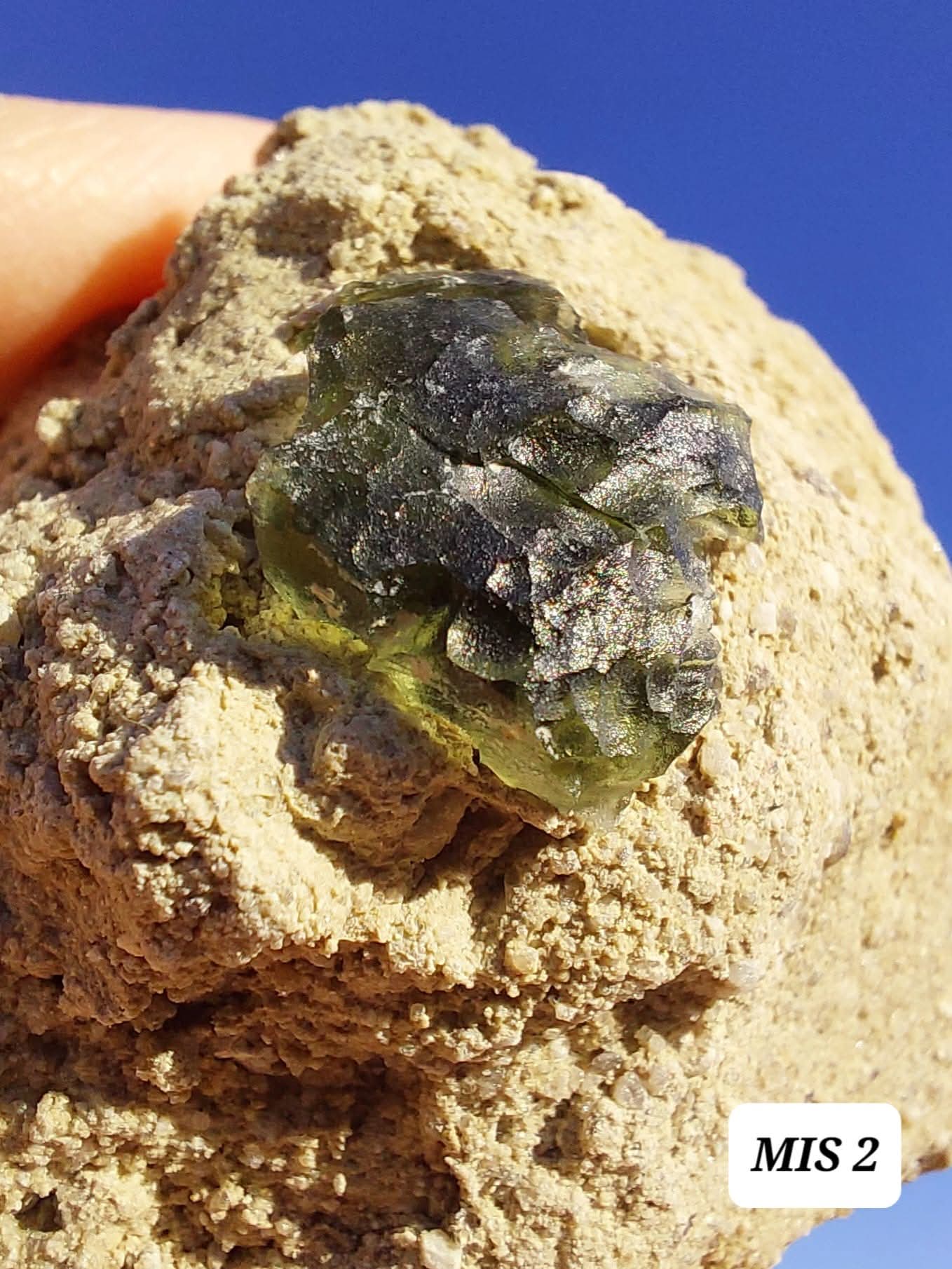Moldavite In-Situ (in matrix), Besednice, Est 3.5-4g, Tektite (Ref: MIS2)