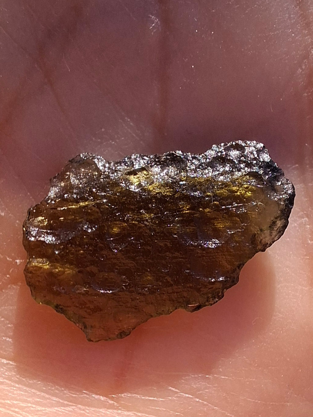 Moldavite Piece, 0.74g, Tektite (Ref: 1378)