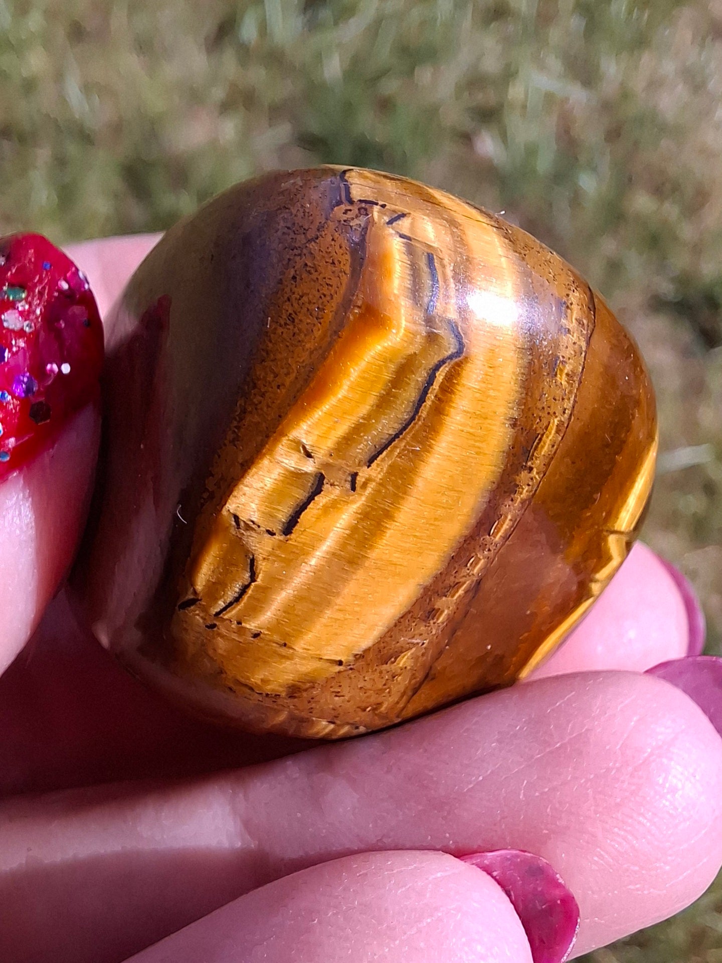 Tigers Eye, Tumble Stone, Crystal (Ref: T134)