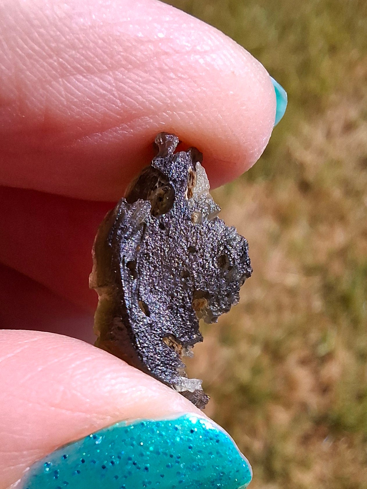 Moldavite Piece, 1.67g, Tektite (Ref: 1423)