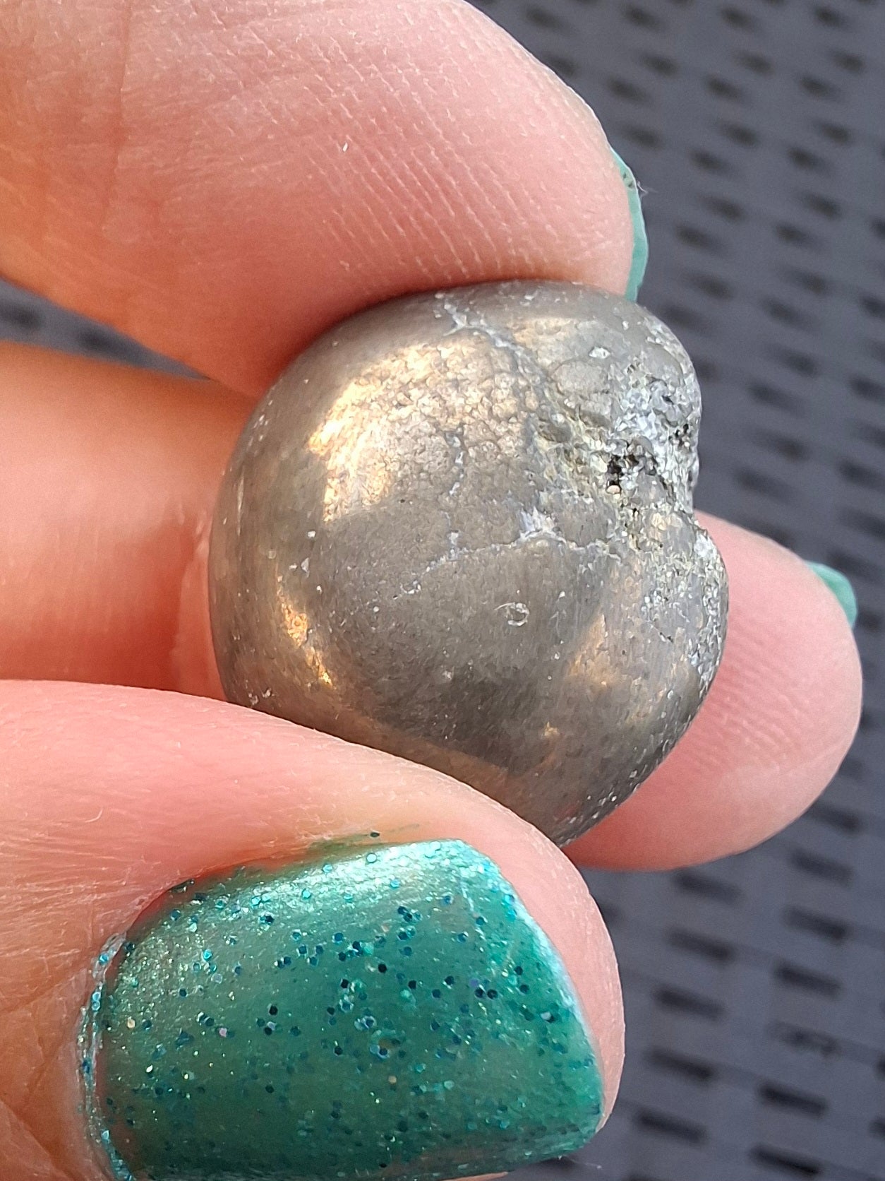 Apache Gold Tumble Stone, Crystal (Ref: T227)