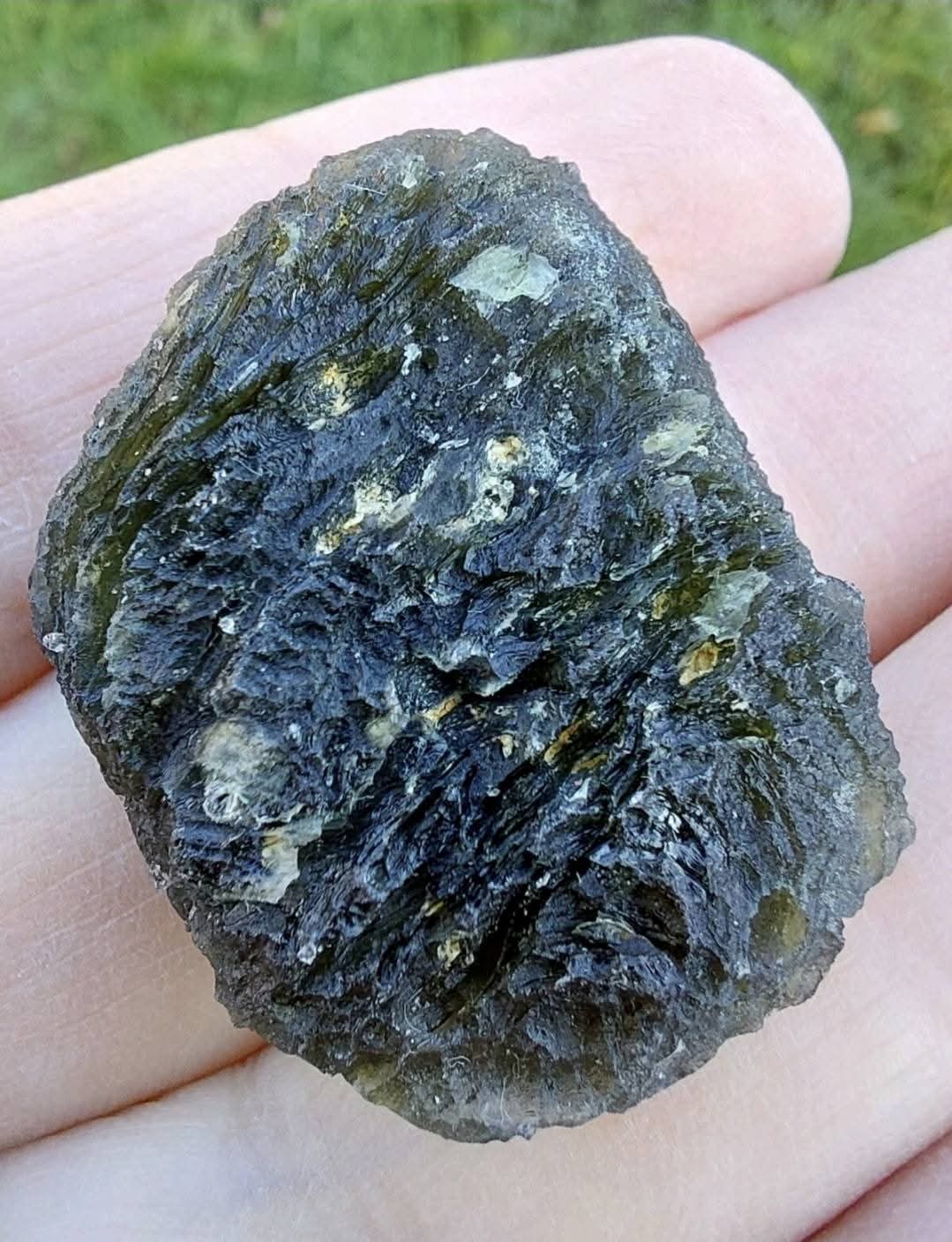 Moldavite Piece, CHLUM, 12.82g, Tektite (Ref: 1046)