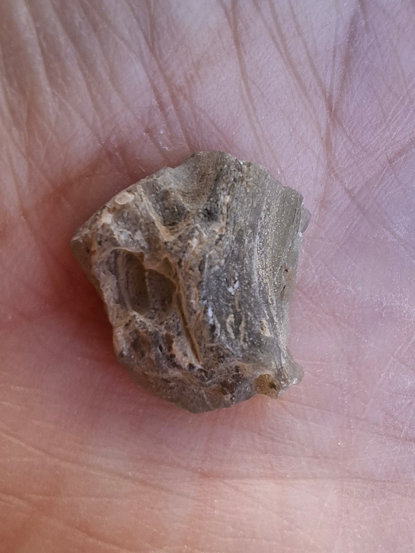 Moldavite Piece, 1.20g, Tektite (Ref: 1383)