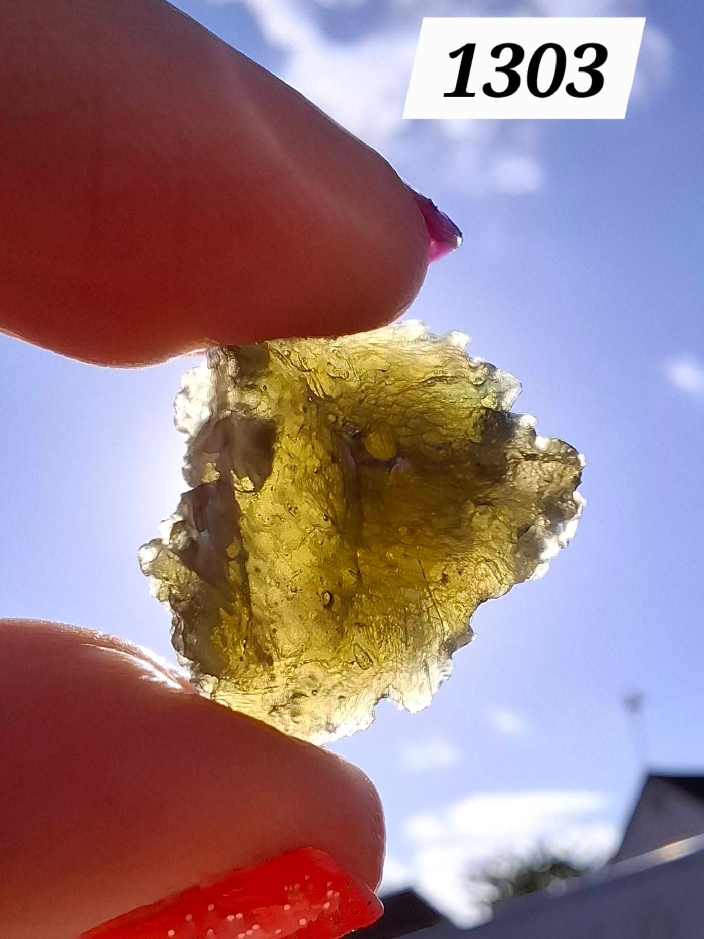 Moldavite Piece, 2.47g, Tektite (Ref: 1303)