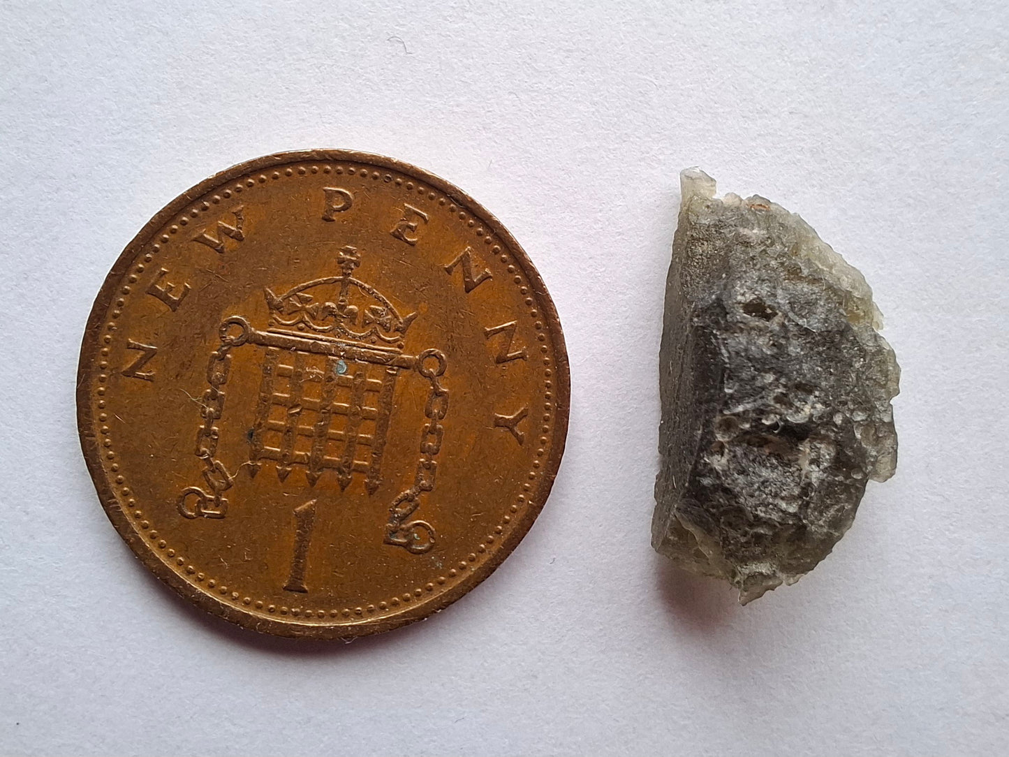Moldavite Piece, 1.16g, Tektite (Ref: 1393)