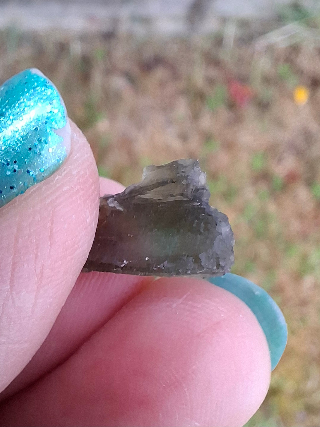 Moldavite Piece, 0.64g, Tektite (Ref: 1424)